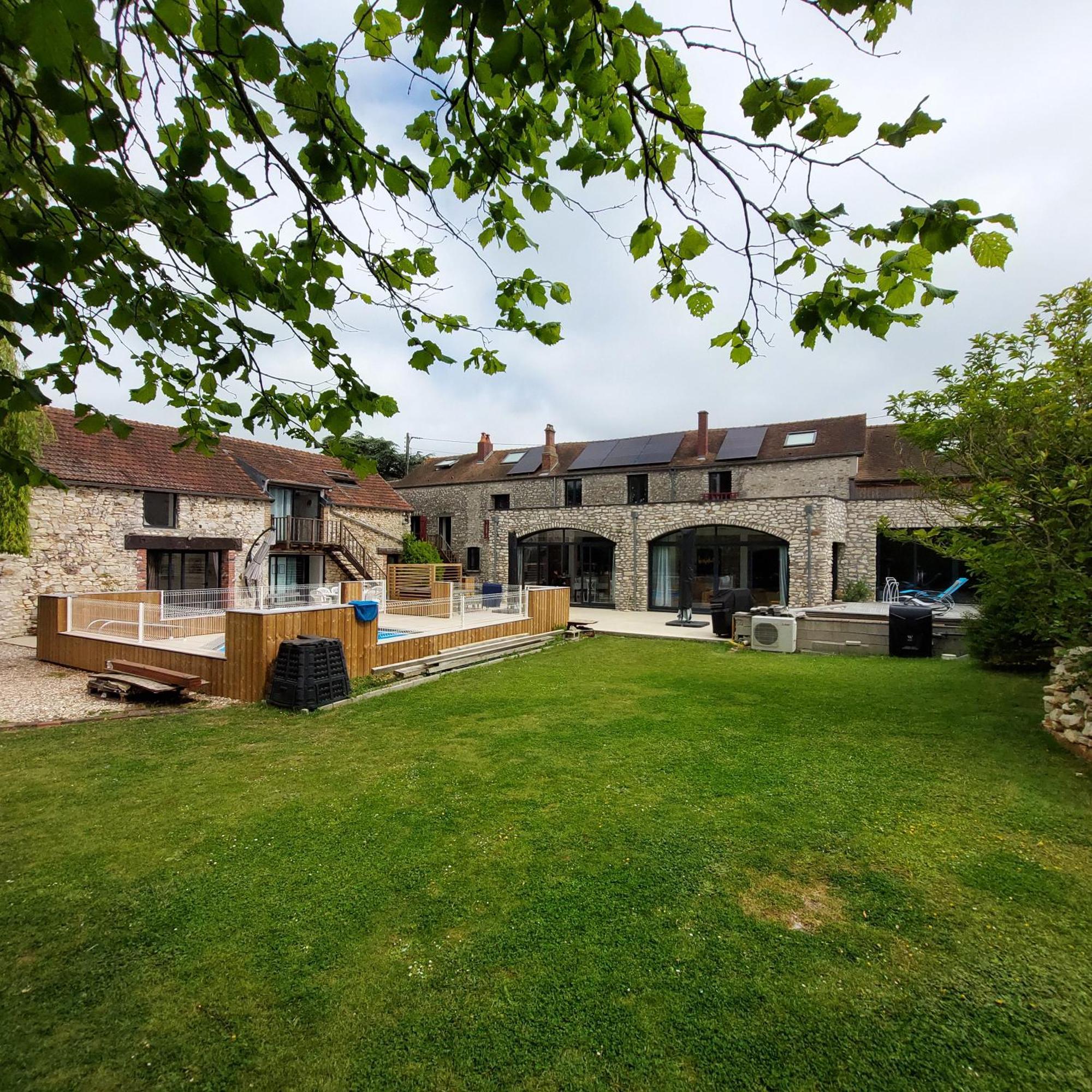 La Picardiere Perdreauville Exterior photo